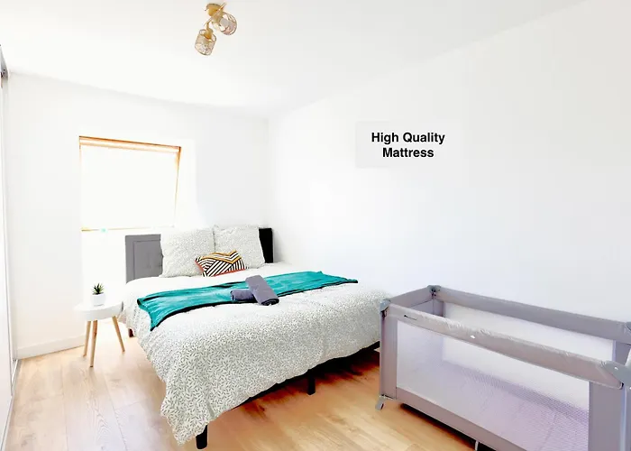 4 Min To Basel - Fully Renovated- Private Parking Space Daire *